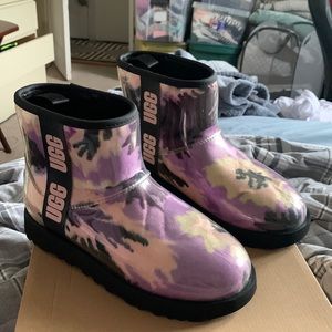 Ugg rain boots